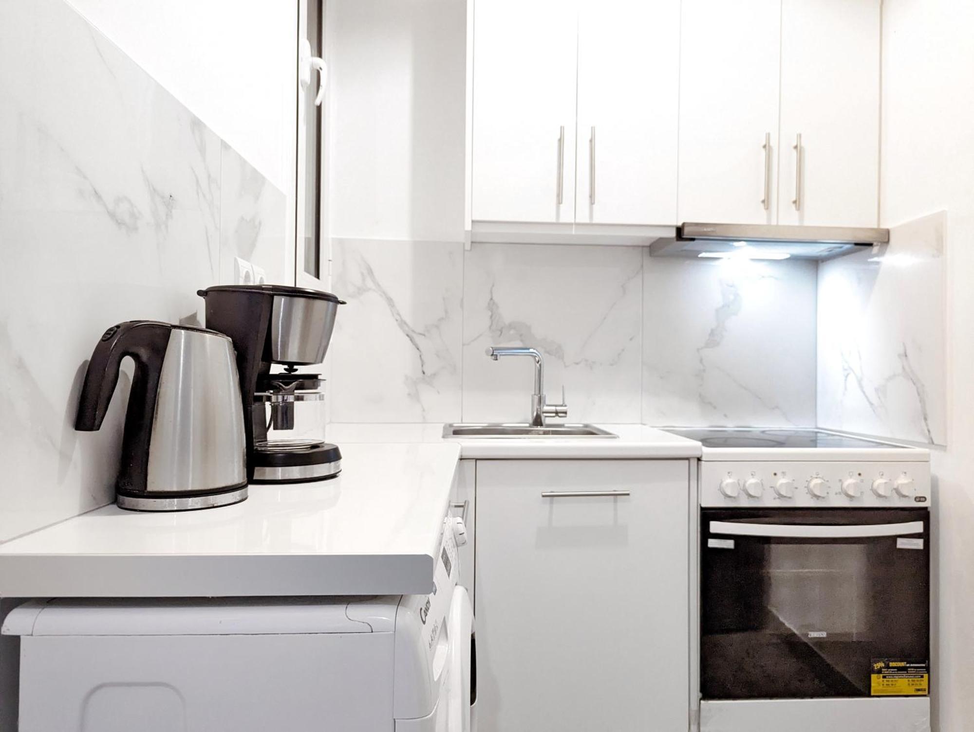 Super Paradise Apartments Athena Bagian luar foto