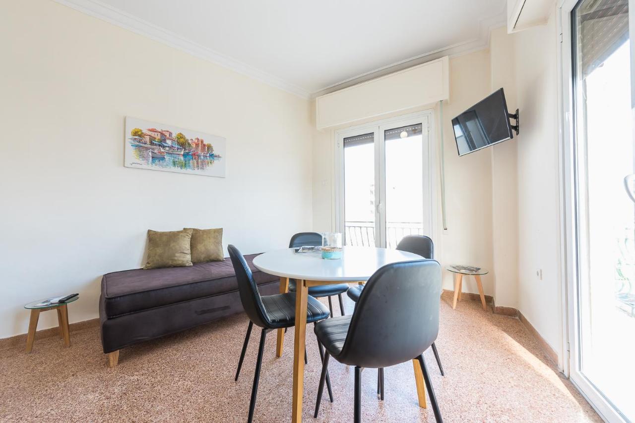 Super Paradise Apartments Athena Bagian luar foto